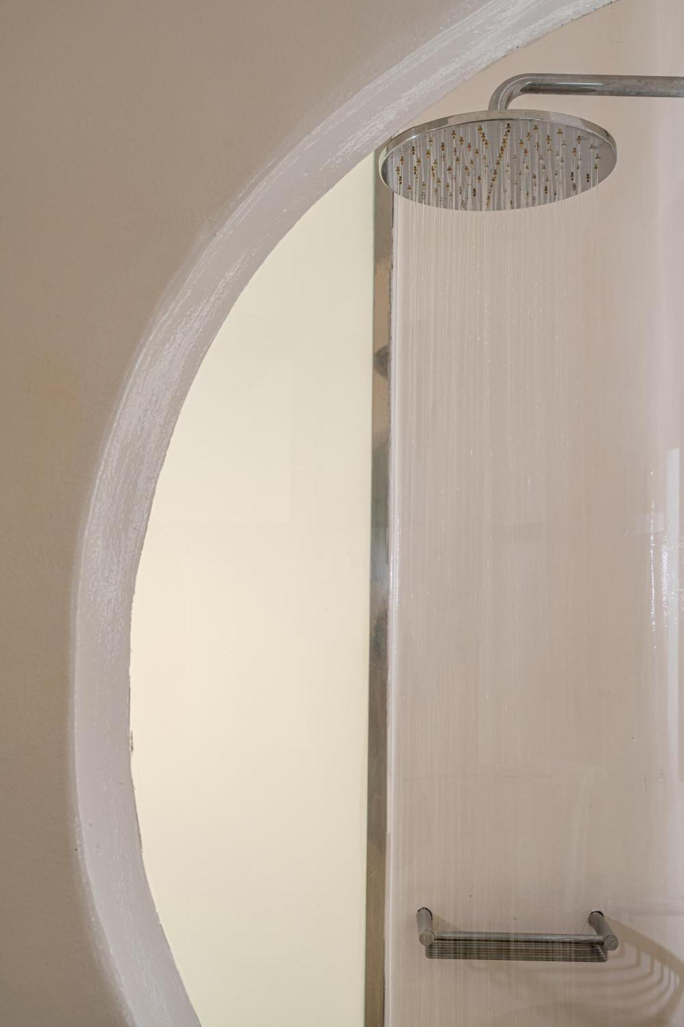 Belvedere Suites Firostefani Oda fotoğraf
